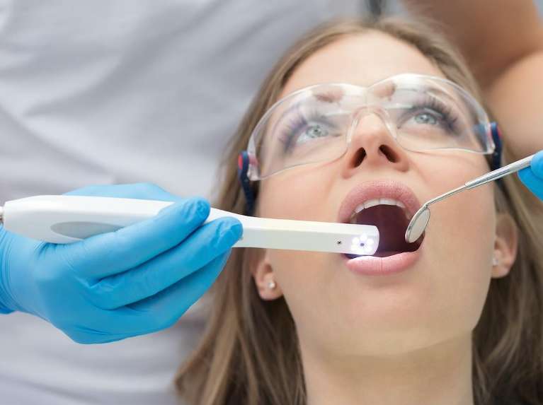 Intraoral Cameras at the dentist in maple grove mn
